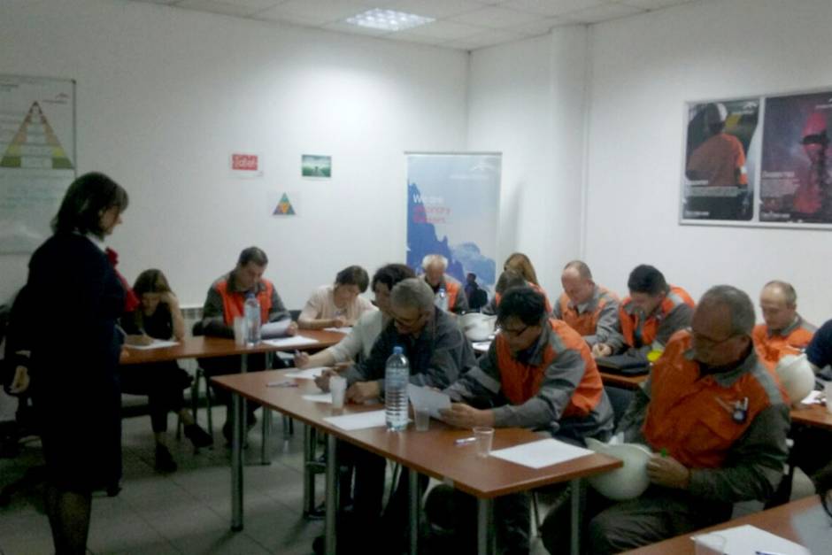 FACULTY OF HUMAN RESOURCES MANAGEMENT HELD TRAINING IN THE COMPANY "ARCELOR MITTAL"