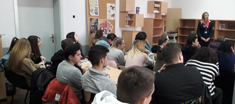 ПРОМОЦИЈА НА УТМС ПРЕД МАТУРАНТИТЕ ОД СУГС „ОРЦЕ НИКОЛОВ“ ВО СКОПЈЕ