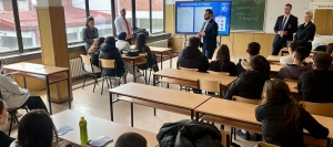 OUR CARAVAN CONTINUES: VISITING SEUGS 