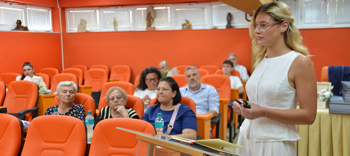 УСПЕШНО ОДБРАНЕТИ ДИПЛОМСКИ ТРУДОВИ НА НАСОКАТА МЕЃУНАРОДЕН МАРКЕТИНГ МЕНАЏМЕНТ