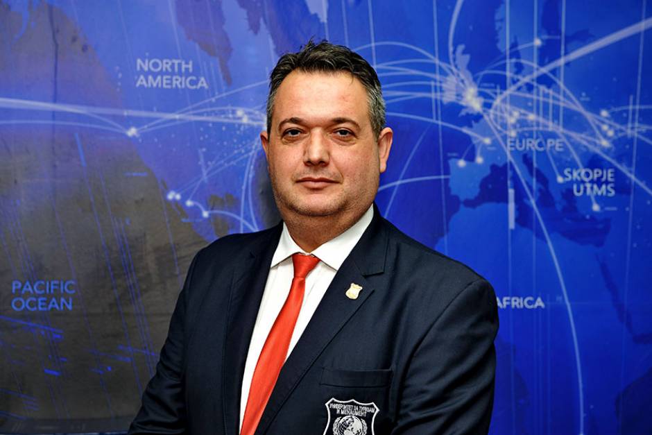 Дејан Наковски